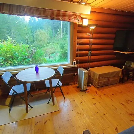 Cozy Creekside With Sauna, Near