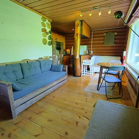 Cozy Creekside With Sauna, Near Oulu